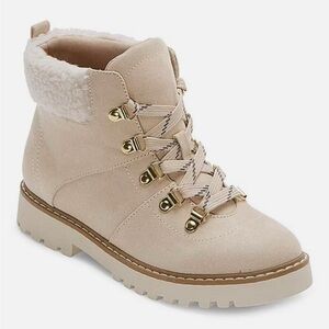 Women’s St. John’s Bay Shawna Boots Winter Boots